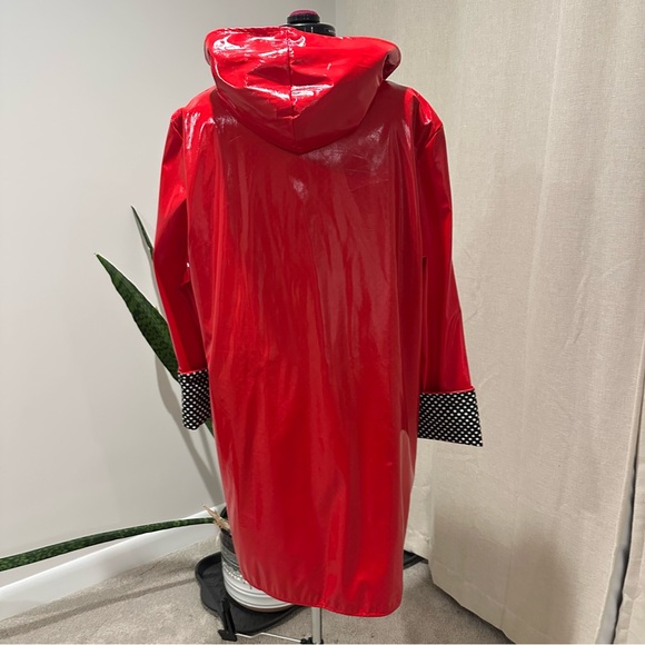 Vibrant Red Hooded Raincoat with Polka Dot Lining woman’s medium - Picture 6 of 10